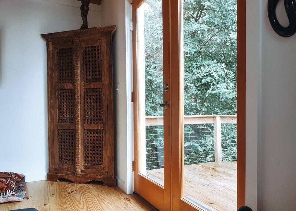 Modern Treehouse, Close To Downtown And Beach Wilmington Exterior foto